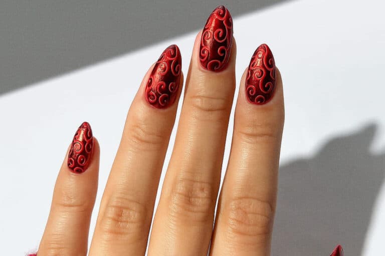 21 Dark Red Nail Designs (Burgundy Holiday Nail Inspo)